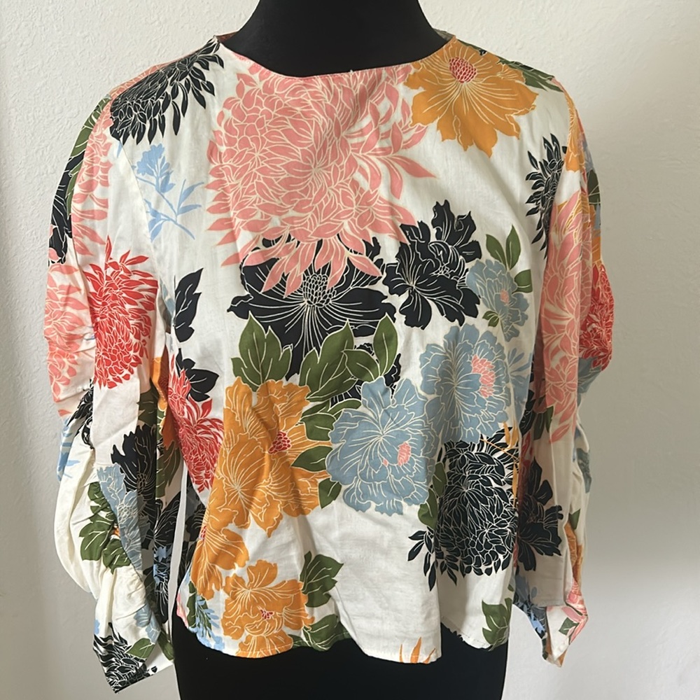 Zara Basic Collection Flower Top - image 4